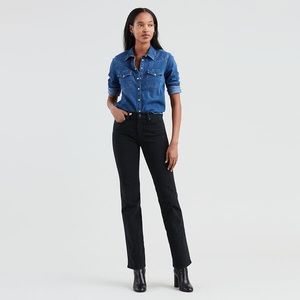 NWOT Levi’s 314 Shaping Straight Leg Jeans